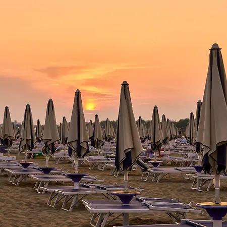 Comfortable Family With Swimming Pool Bibione