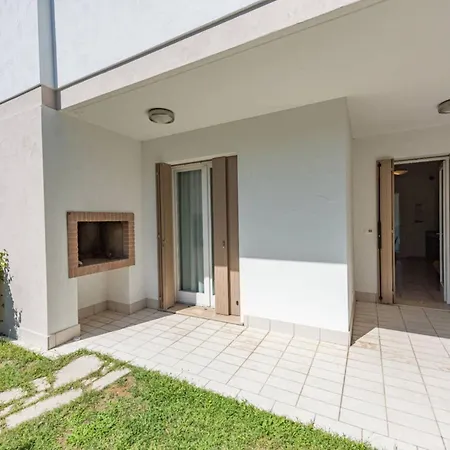 Comfortable Family With Swimming Pool * Bibione