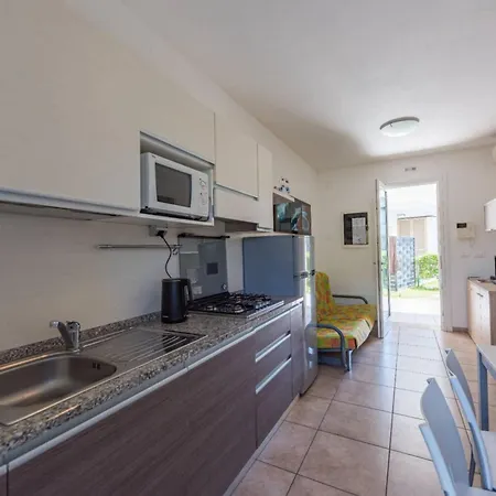 Comfortable Family With Swimming Pool Apartmán