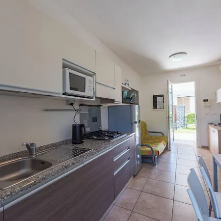 Comfortable Family With Swimming Pool Apartment Bibione
